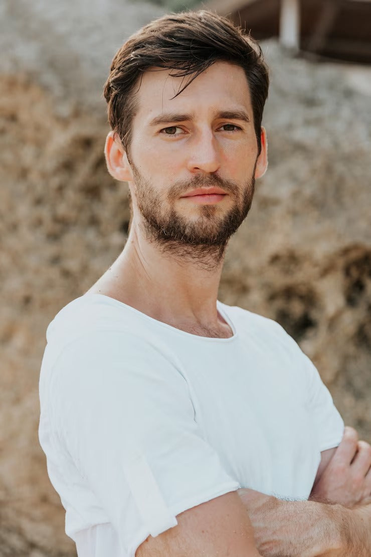 Aykut B.